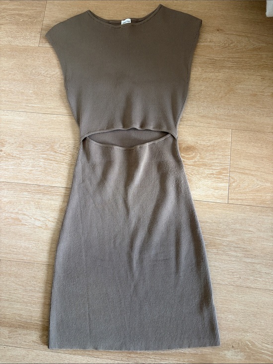 Aritzia Dresses & Skirts - Aritzia Ribbed Cutout Mini Dress - Taupe Brown